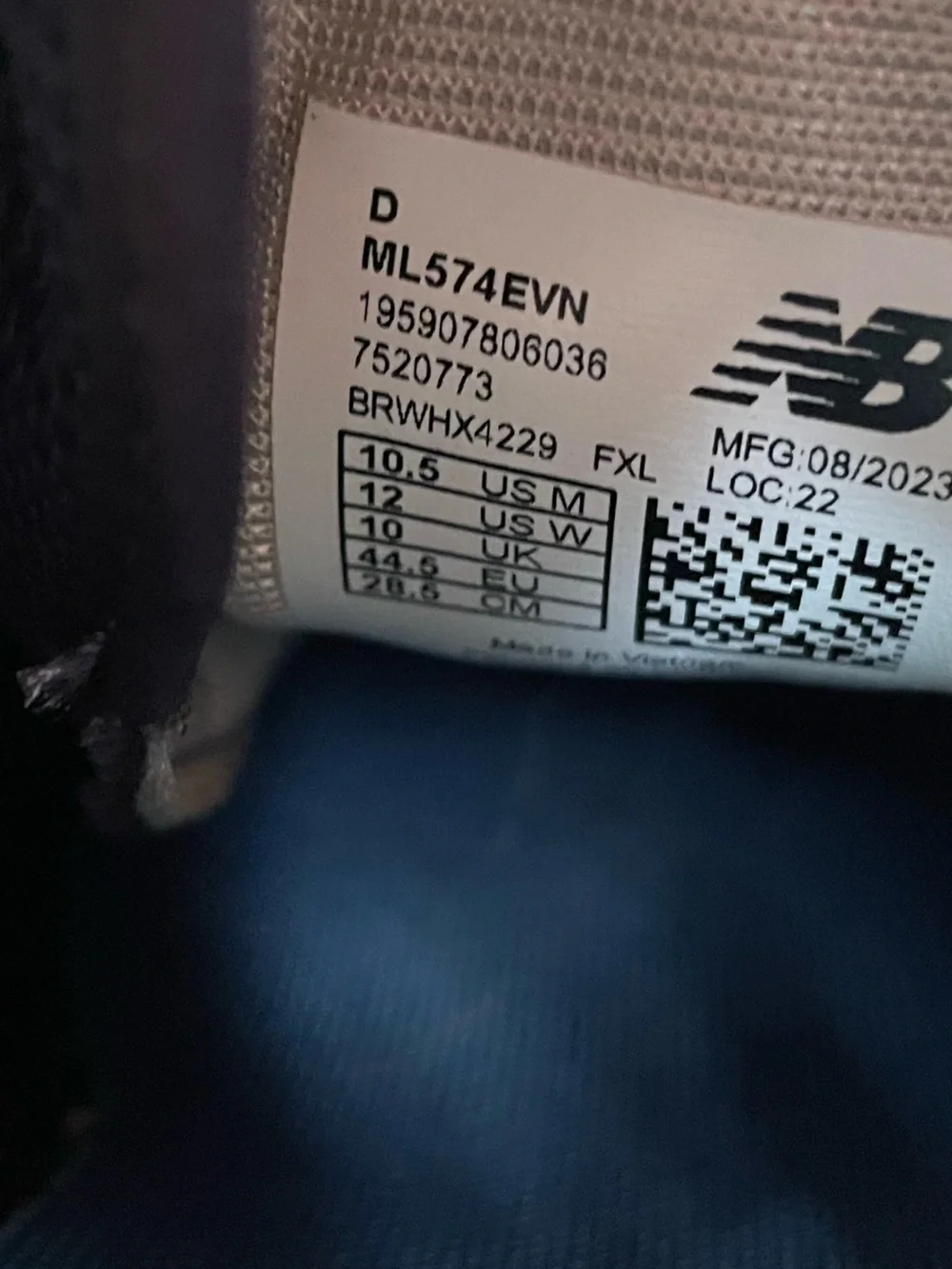 New Balance 574 Classics Shoes Size 10.5 men’s
